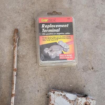 Lot 313: Vintage Tool Bench Lot