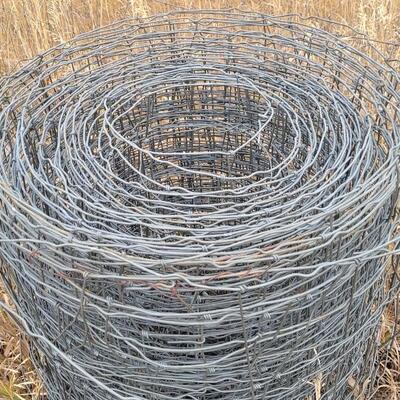 Lot 317: Bundle of Wire Fencing