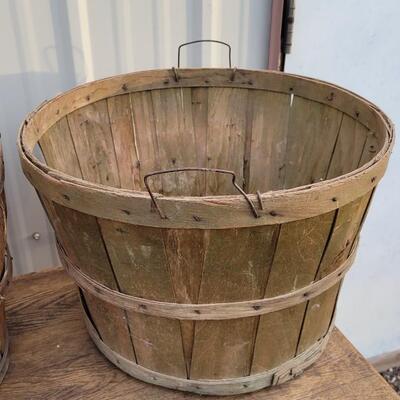 Lot 319: (2) Vintage Farmhouse Fruit Baskets #1