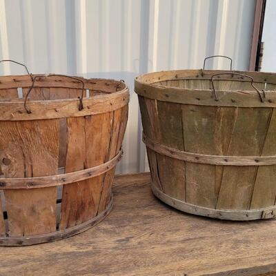 Lot 319: (2) Vintage Farmhouse Fruit Baskets #1