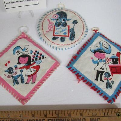 Cute Felt Mid Century Pot Holders With Poodles