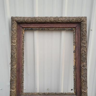 Lot 322: Antique Wood Picture Frame