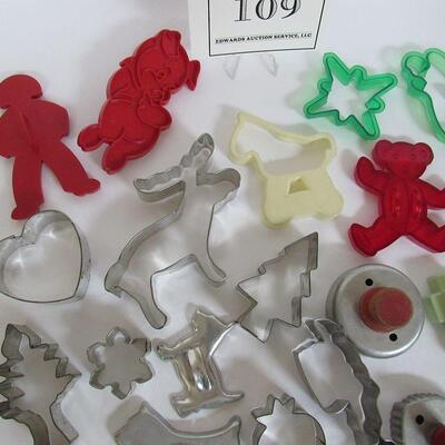 Large Lot Vintage Cookie Cutters, Aluminum, Plastic