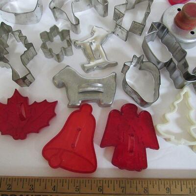 Large Lot Vintage Cookie Cutters, Aluminum, Plastic