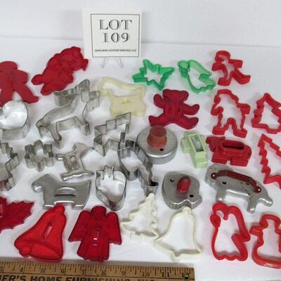 Large Lot Vintage Cookie Cutters, Aluminum, Plastic
