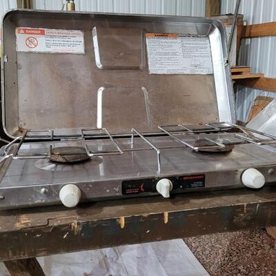 Lot 330: Vintage Dual Burner Camping Stove by BRINKMAN