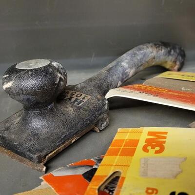 Lot 331: Large Bundle of Painter's Tools