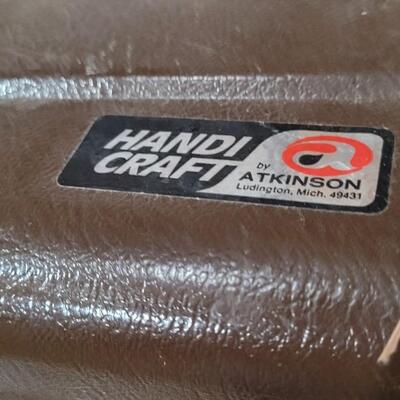 Lot 332: Vintage HANDI CRAFT Toolbox w/ Level Ruler