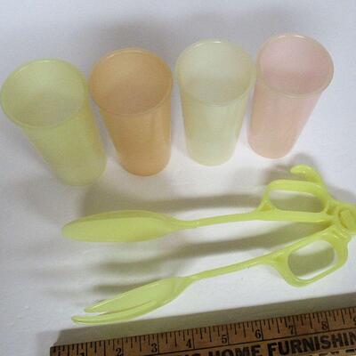 Vintge Tupperware Millionaire Line Small Tumblers and Salad Tongs