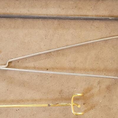 Lot 341: Assorted Lot of Peg Board Hanger Hardware