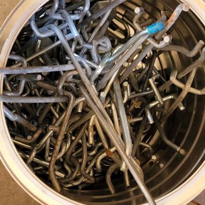 Lot 341: Assorted Lot of Peg Board Hanger Hardware