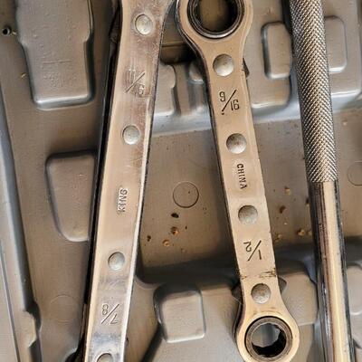 Lot 347: Sockets & Wrenches Tool Lot