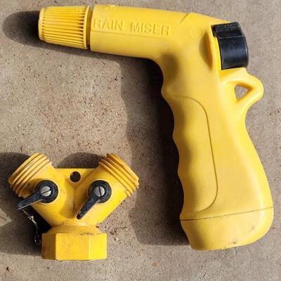 Lot 352: Yellow Plastic Sprinkler, (3) Sprayers and a 2 Way Connection