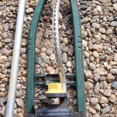 Lot 354: Sprinkler and Nelson Spraying Wand Soaker