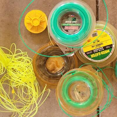 Lot 355: Weed Eater  Line Lot