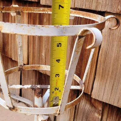 Lot 363: Vintage White Metal Curved Feet Plant Stand