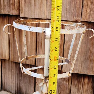 Lot 363: Vintage White Metal Curved Feet Plant Stand