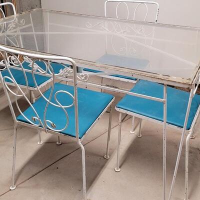 Lot 367: Vintage Thick Glass Top Metal Table and (4) Chairs