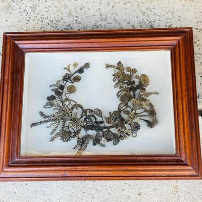 AA    ANTIQUE FRAMED VICTORINA MOURNING HAIR WREATH EXCEPTIONAL!