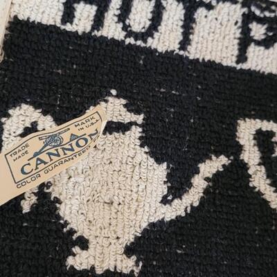 Lot 378: Vintage New Hot Pads, Tablecloth (had some color bleeding), Placemats and Basket