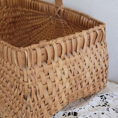 Lot 382: Vintage Wood Handle Woven Gathering Basket