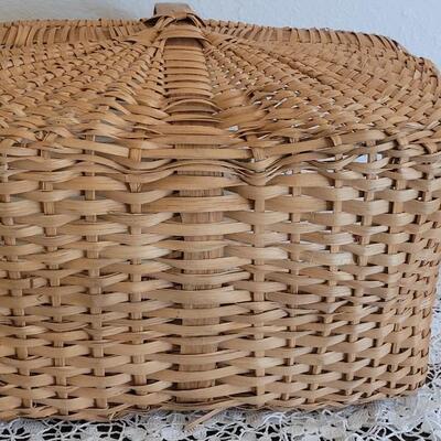 Lot 382: Vintage Wood Handle Woven Gathering Basket