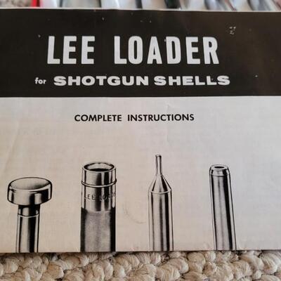 Lot 397: Vintage New in Box LEE LOADER Shotgun Edition 20 Gauge 2 3/4 Shells