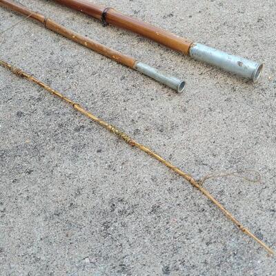 Lot 401: Vintage 3-Piece Cane Fishing Pole