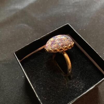 Gold Ring with Gold Flecks in Size 6