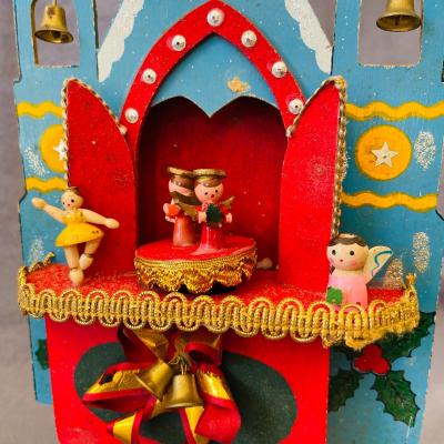 AA   VINTAGE PAINTED WOODEN CASTLE WITH PULL CORD MUSIC BOX PLAYS SILENT NIGHT