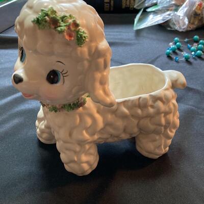 Leftonâ€™s Porcelain Poodle Figurine 7â€ x 7â€