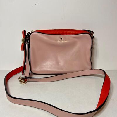 Lot 110: Leather Kate Spade Crossbody Handbag (Small)