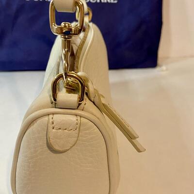 Lot 089: Small Leather Dooney and Bourke Handbag/Wristlet Clutch