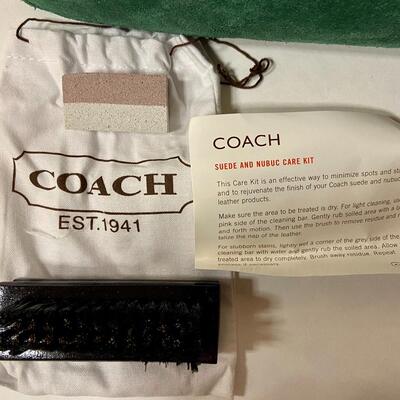 Lot 088: NWT Coach Handbag (Small Suede)