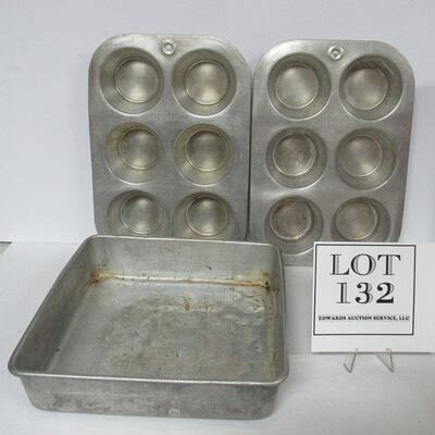 Vintage Kitchen Aluminum Chilton WareMuffin Tins and Baking Pan