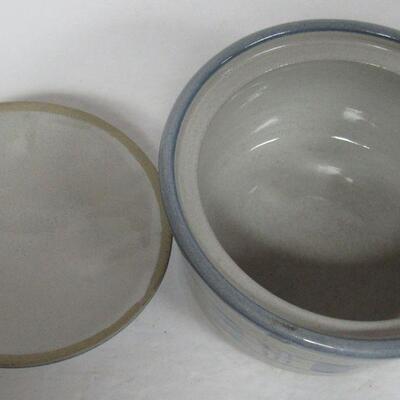 Louisville Stoneware Gaggle and Geese Butter Crock, Kentucky