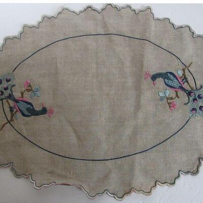 Vintage Doileys Peacock Theme