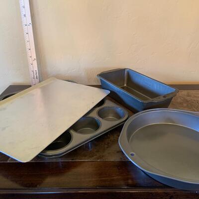 Assortment of baking pans