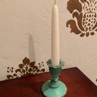 Candle holder with candle stick
