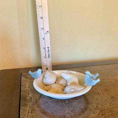 Bird soap dish with seashell soaps