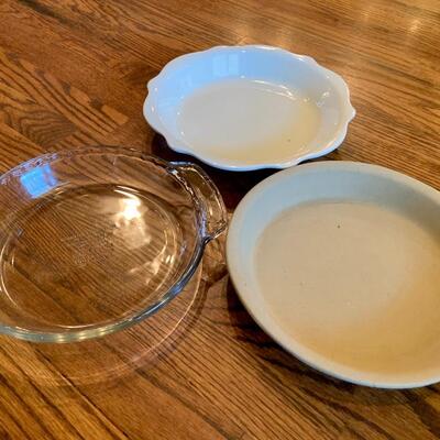 Assorted pie dishes - Pampered Chef, Anchor & Hospitality
