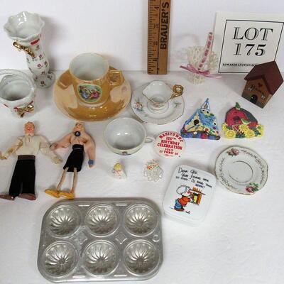 Mixed Lot of Small and Child Size Items