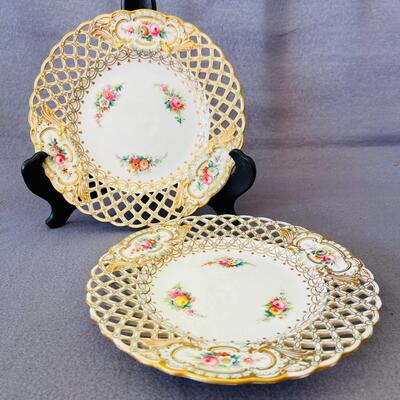 AA  ANTIQUE DRESDEN PIERCED BORDER DECORATIVE PLATES GOLD TRIM FLORAL MOTIF