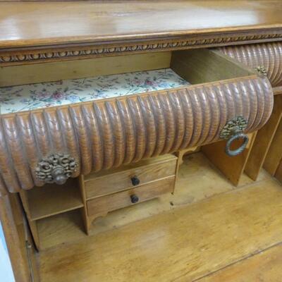 LOT 14 Skandia Furniture Convertible Antique Dresser Desk