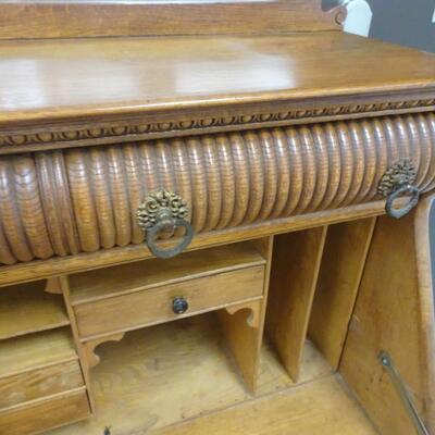 LOT 14 Skandia Furniture Convertible Antique Dresser Desk