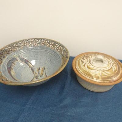 LOT 18. Vintage Pottery