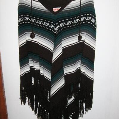 MS Vintage 1980s Poncho by Teasers Filor Knits Collar Aztec Pattern Acrylic