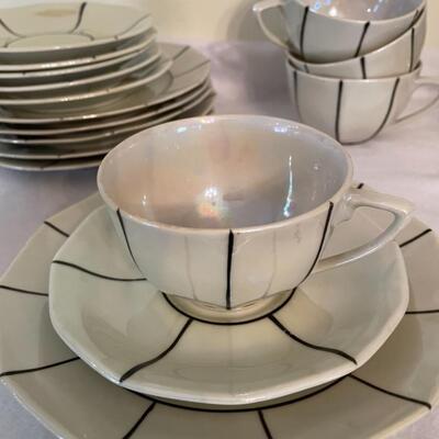 ST ART DECO CHINA SET