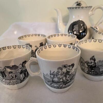 ST ANTIQUE CHILDREN'S TEA SET