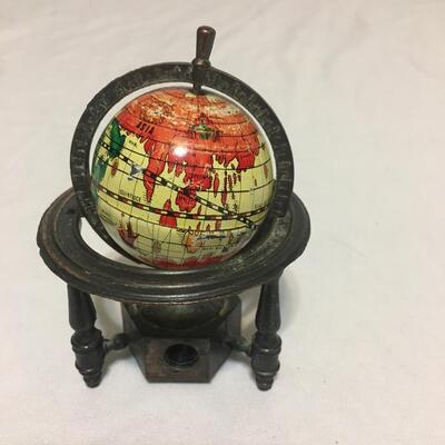 Vintage  Die Cast Pencil Sharpener World Globe Atlas made in Hong Kong